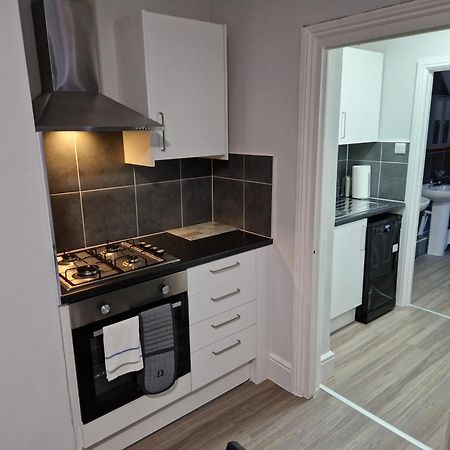 Birtley'S Amethyst, 3 Bedroom Apt ,Sleeps 6 Guest Birtley  ภายนอก รูปภาพ