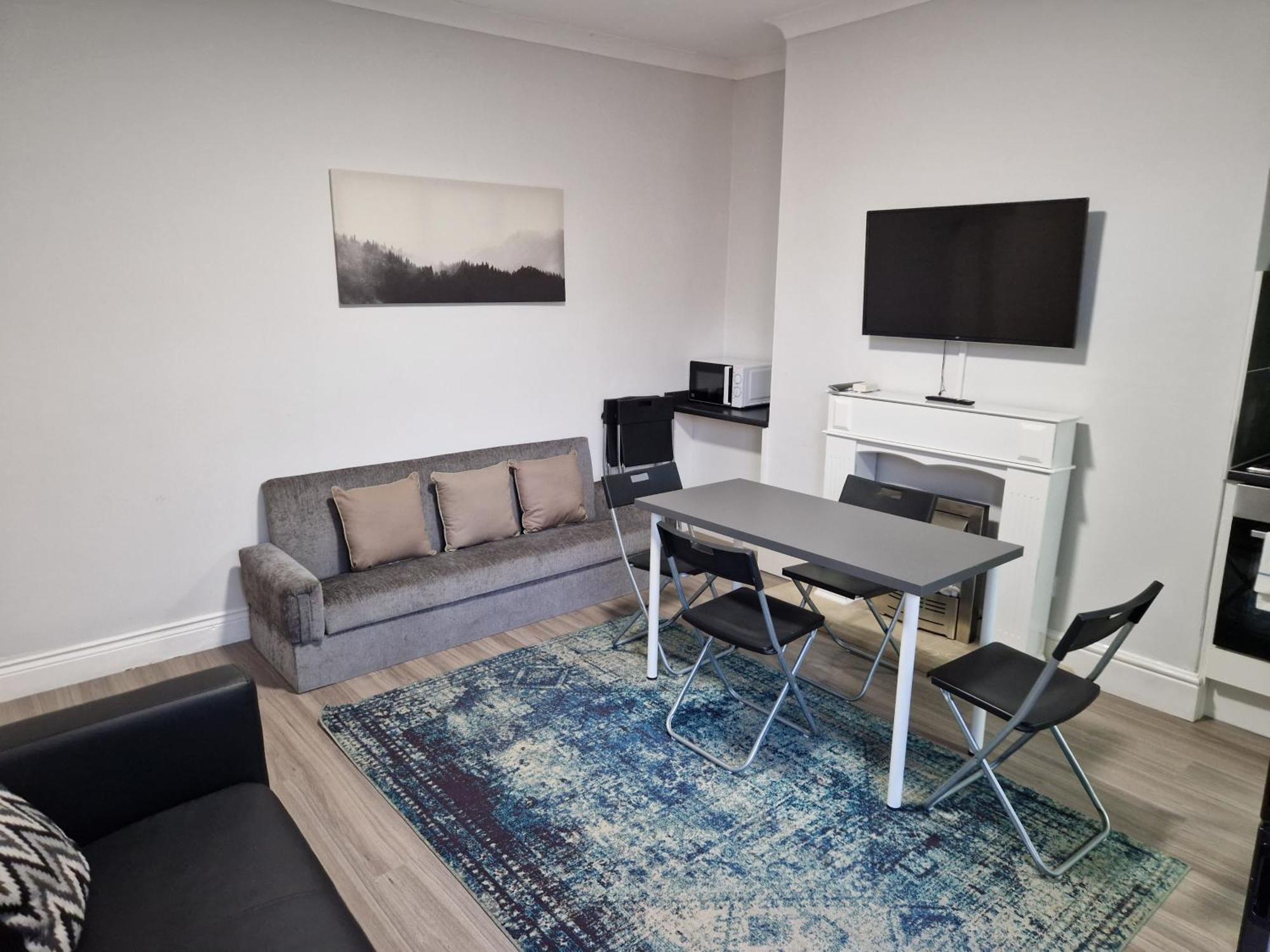 Birtley'S Amethyst, 3 Bedroom Apt ,Sleeps 6 Guest Birtley  ภายนอก รูปภาพ