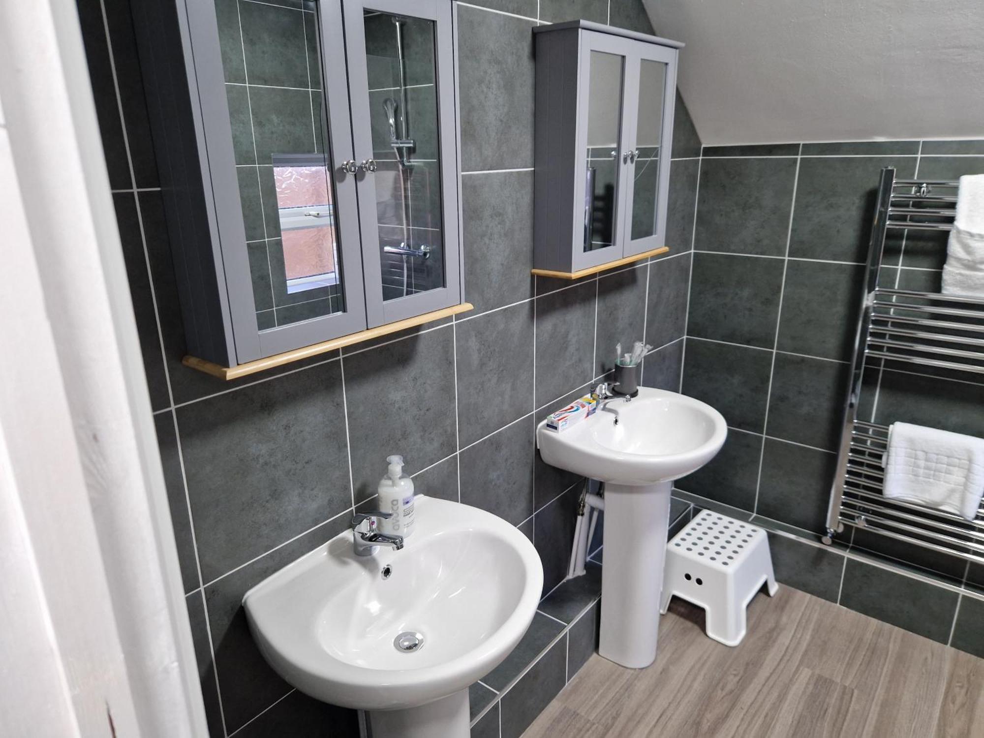 Birtley'S Amethyst, 3 Bedroom Apt ,Sleeps 6 Guest Birtley  ภายนอก รูปภาพ